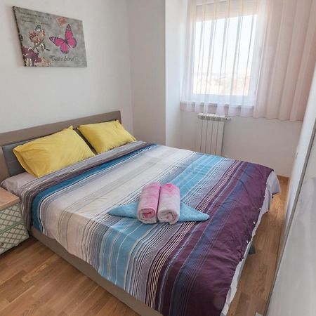 Modern ǀ 1 Bedroom ǀ Wifi Skopje Bagian luar foto