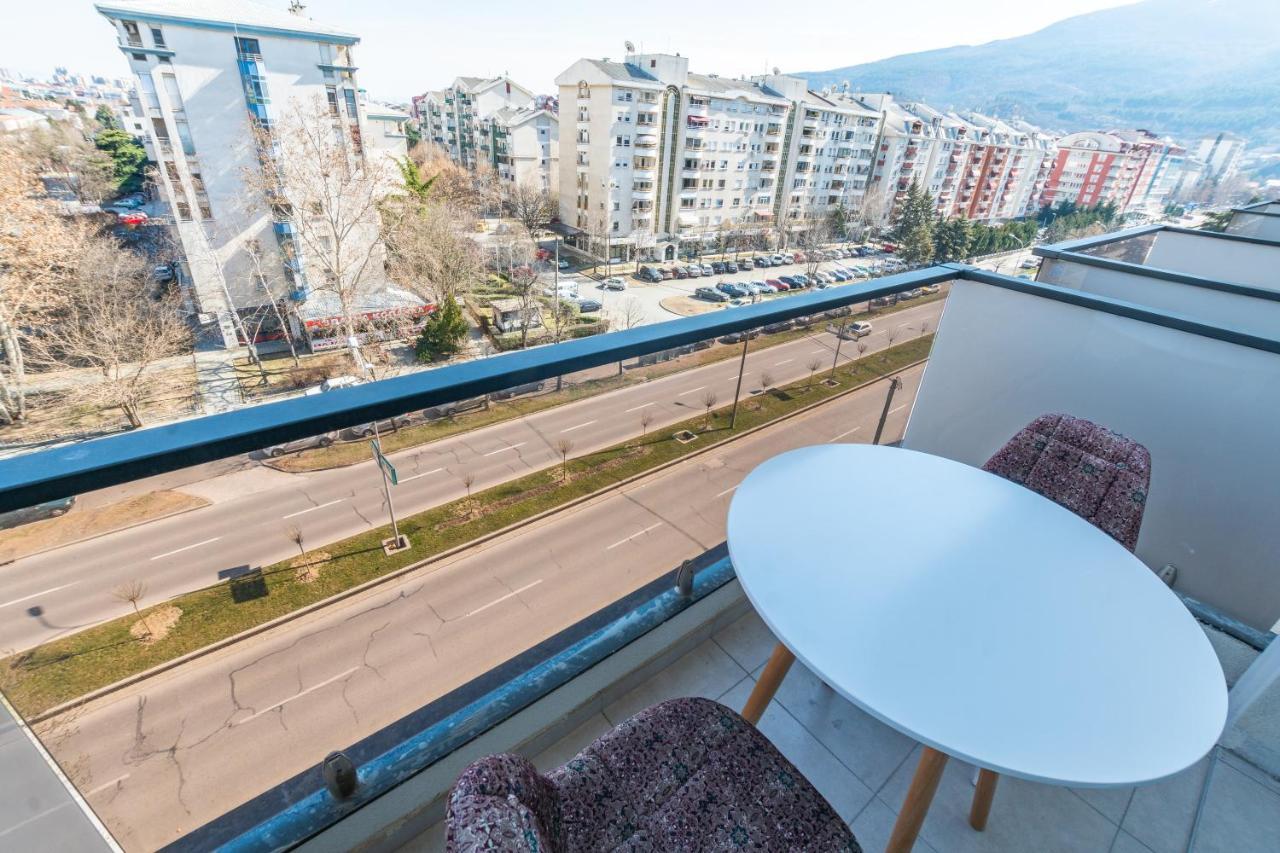 Modern ǀ 1 Bedroom ǀ Wifi Skopje Bagian luar foto